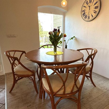 Behindertengerechte Ferienwohnung Nossentiner Huette Buitenkant foto