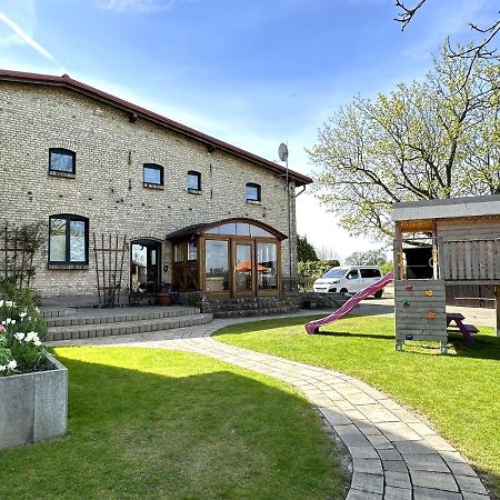Behindertengerechte Ferienwohnung Nossentiner Huette Buitenkant foto